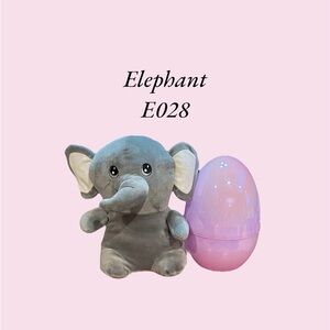 E028 NWT ELEPHANT HATCHLING